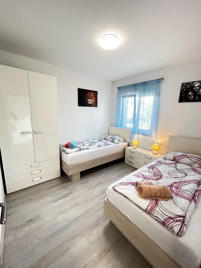 Holiday House "Sabine Green" Skrbčići Exteriér fotografie
